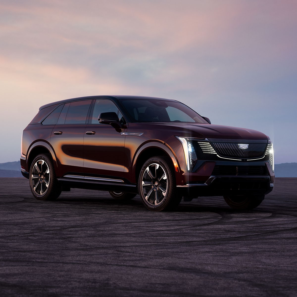 my26-escalade-iq-gallery-grid-exterior-front-passenger-side.jpg